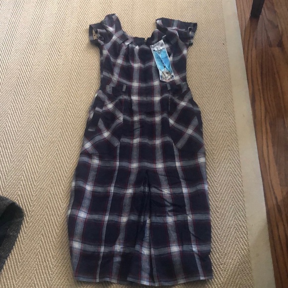 Dress - Picture 3 of 5